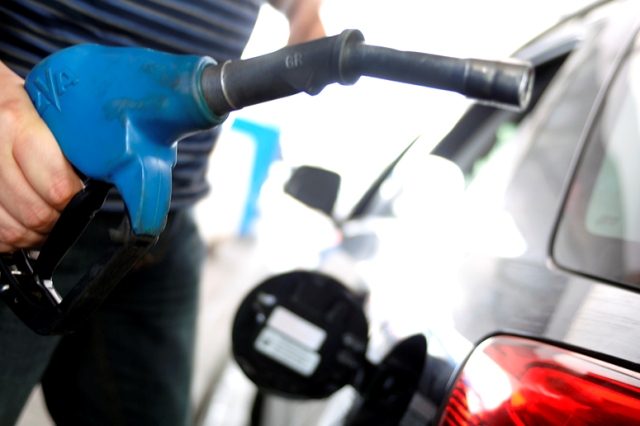 Gasolina e etanol recebem aumento na carga tributária em todo o estado
