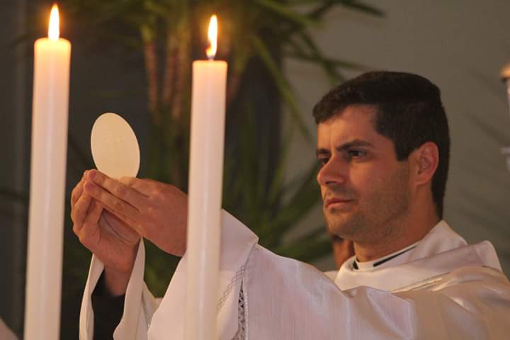 Padre Lucas toma posse dia 04 na Paróquia Santa Luzia
