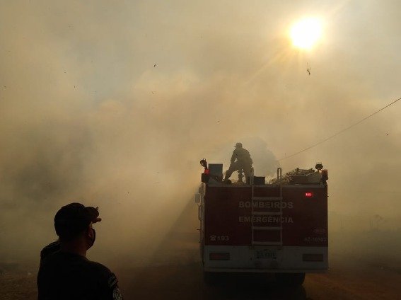 Clima seco ocasiona vários focos de incêndio em Cordeirópolis