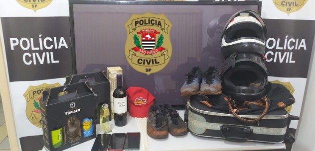 Polícia e Guarda Civil recuperam carro e objetos roubados em Cordeirópolis