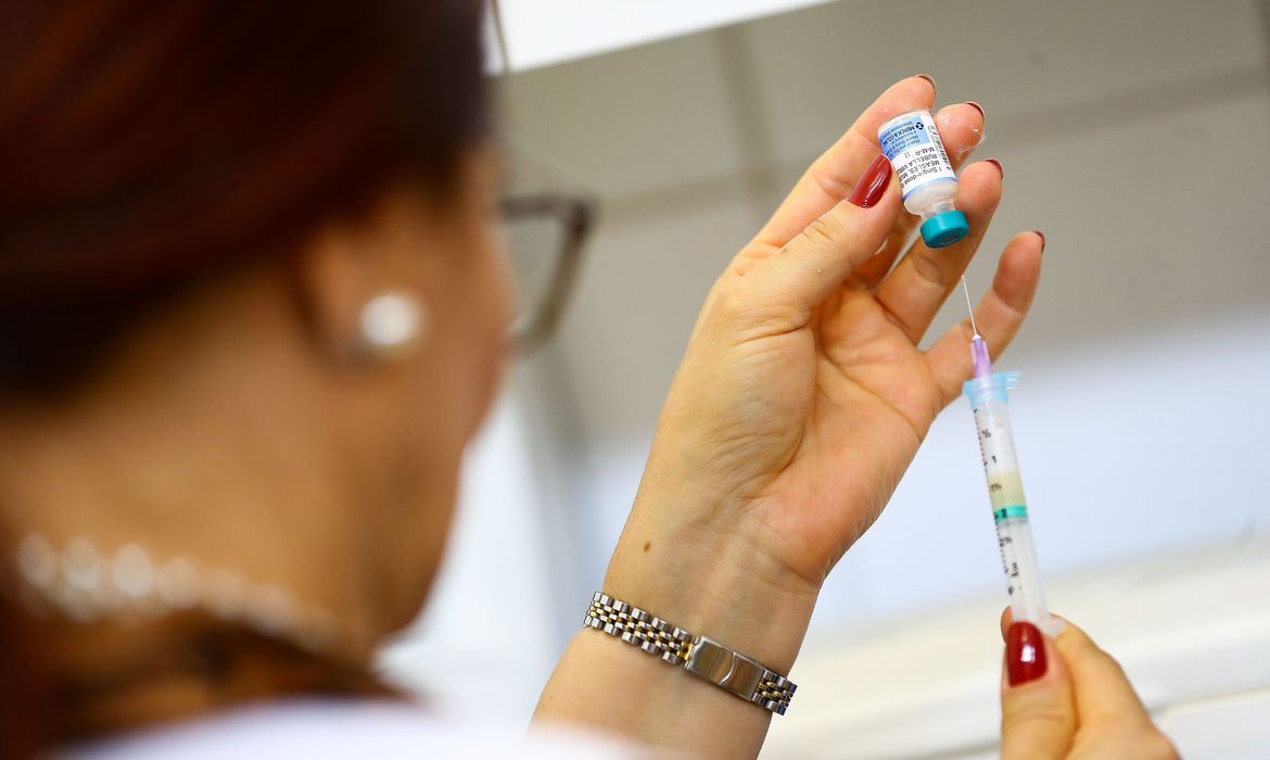 Parceria entre Unimed e Vigilância Epidemiológica garante sábado de vacinação em Cordeirópolis