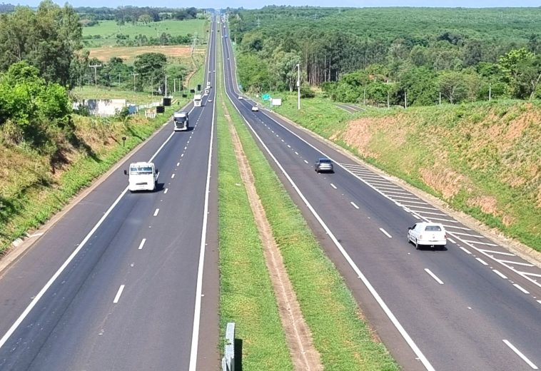 Mais de 1 milhão de veículos devem trafegar pelas 12 rodovias sob concessão da Eixo