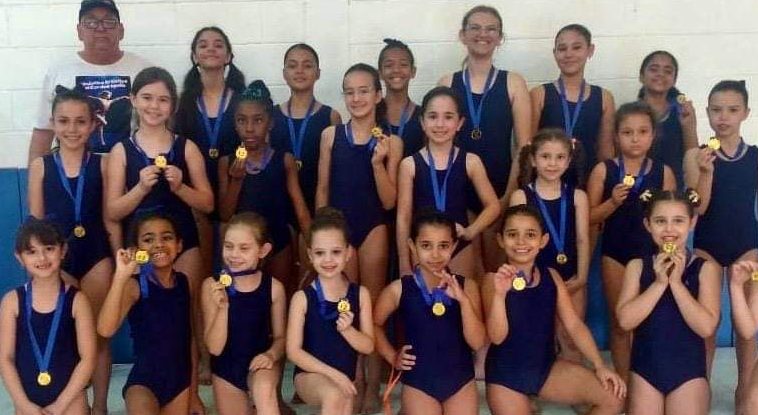 Equipe de Ginástica Artística conquista Ouro em Salto