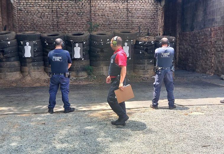 Guarda Civil de Cordeirópolis realiza capacitação anual com foco em armamento e tiro