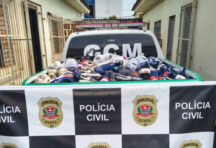 Polícia Civil e GCM apreendem 182 pares de tênis falsificados em loja de Santa Gertrudes