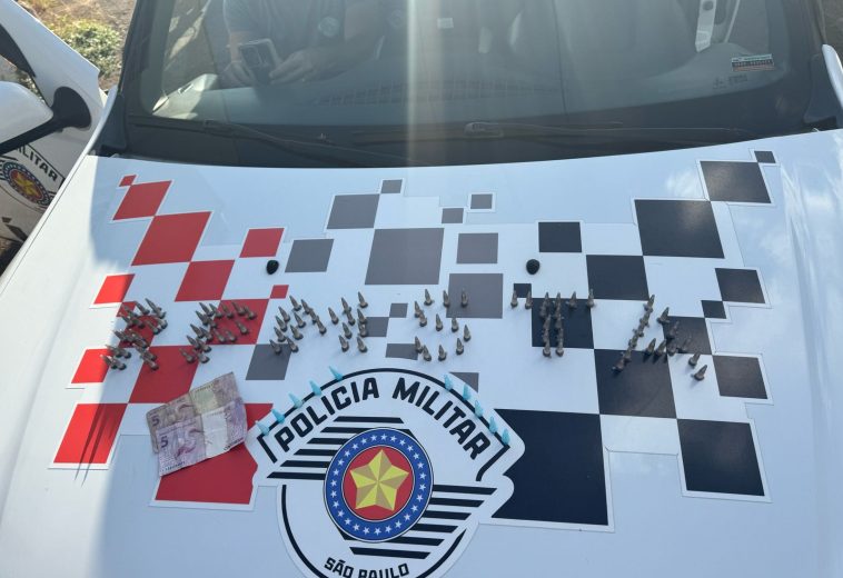 Homem é preso por tráfico de drogas após ser flagrado escondendo entorpecentes em avenida de Santa Gertrudes